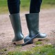 Tire-botte en plastique